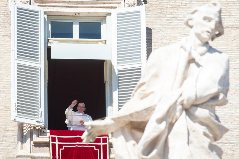 POPE ANGELUS