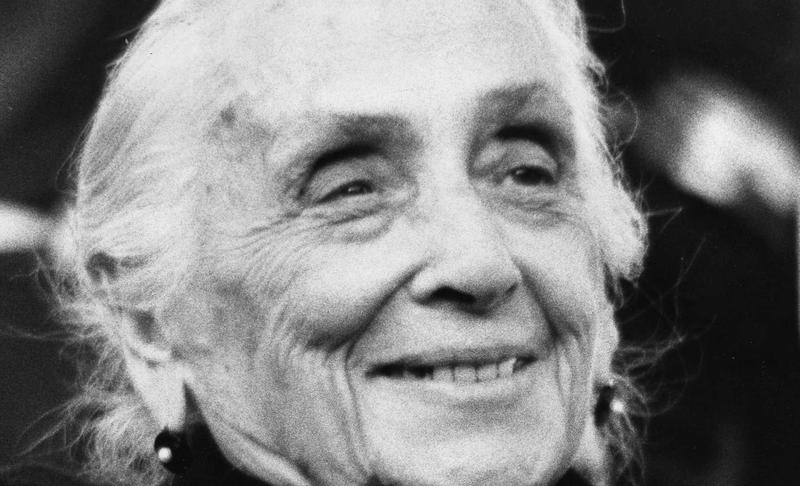 DOLORES IBARRURI