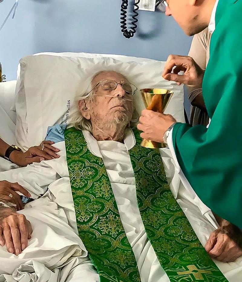 KSIĄDZ ERNESTO CARDENAL, PIERWSZA MSZA PO 35 LATACH