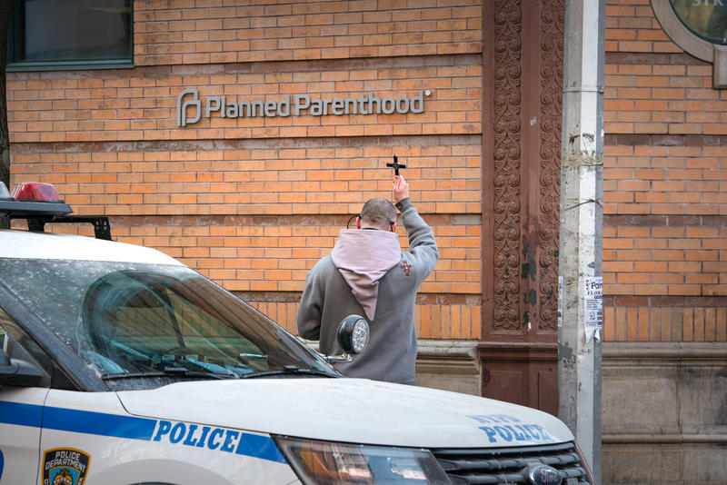 NEW YORK;EXORCISM;CFR;FRANCISCANS