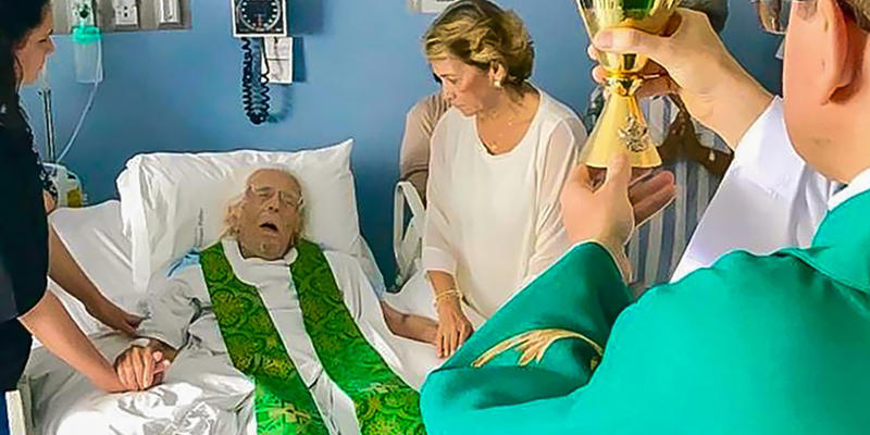 KSIĄDZ ERNESTO CARDENAL, PIERWSZA MSZA PO 35 LATACH
