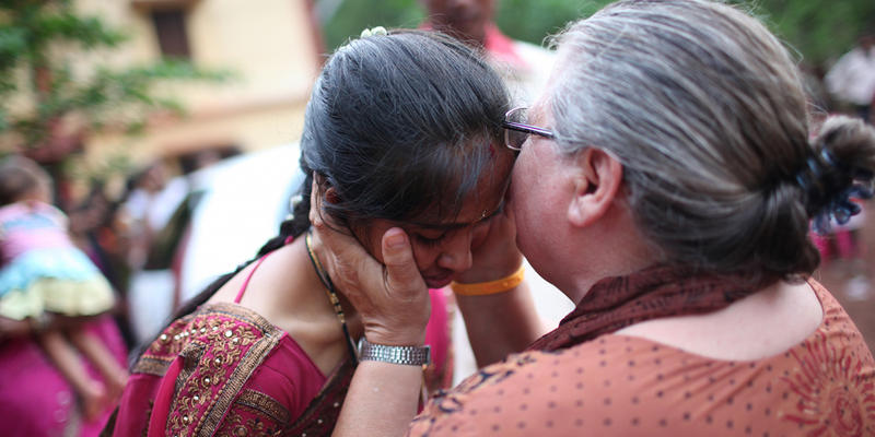 DR HELENA PYZ