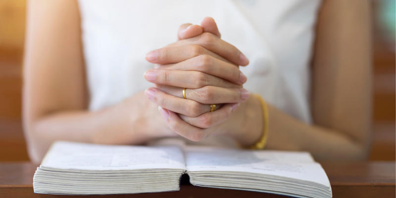 CAREME; BIBLE; WOMAN