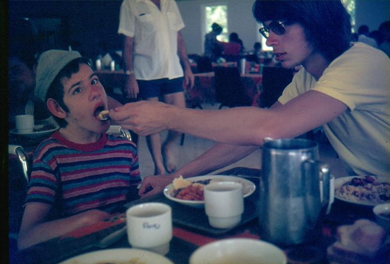 1975-mit-joram-im-kibbutz.jpg