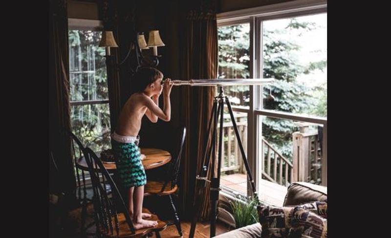 BOY TELESCOPE