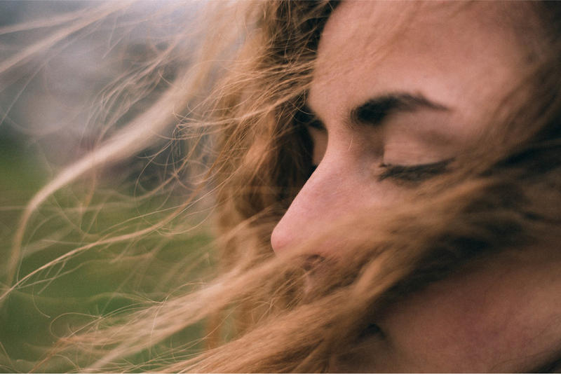 woman curly hair