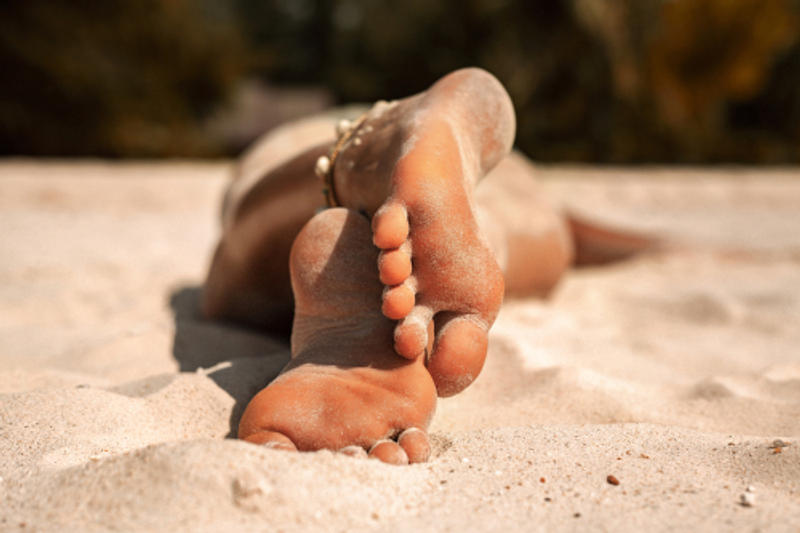 FEET, BEACH, RELAX