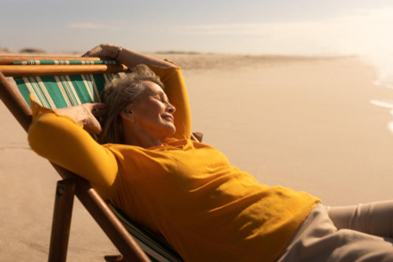 WOMAN, BEACH, SUN