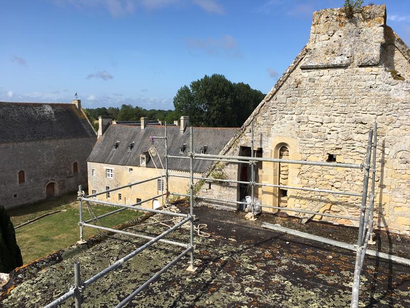 Abbaye de Longues-sur-Mer