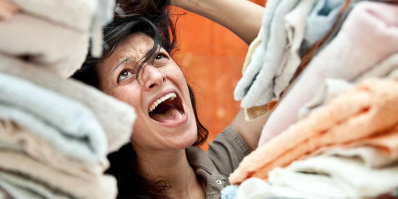 STRESSED WOMAN