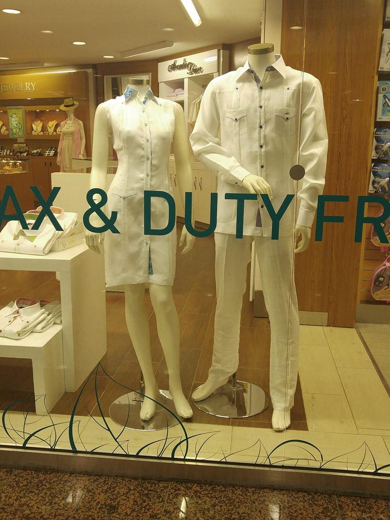 GUAYABERAS
