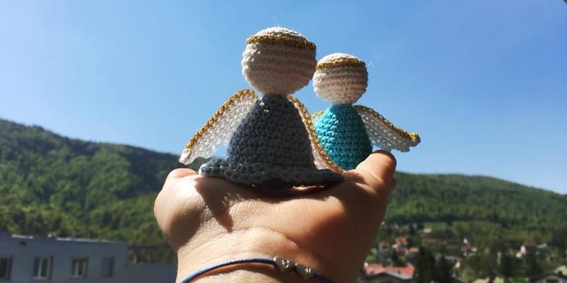 TWO ANGELS