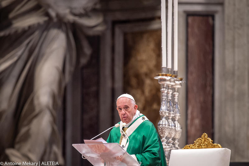 amoct2719-pope-francis-holy-mass-closing-amazonia-synod-antoine-mekary-aleteia-am_3539.jpg