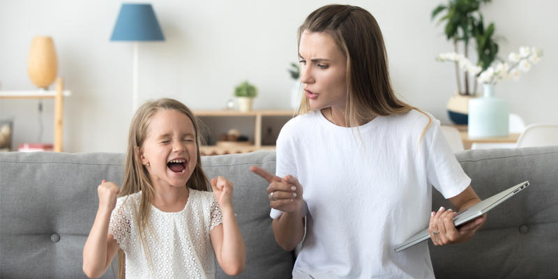 Child; Mother; Scream; Obedience
