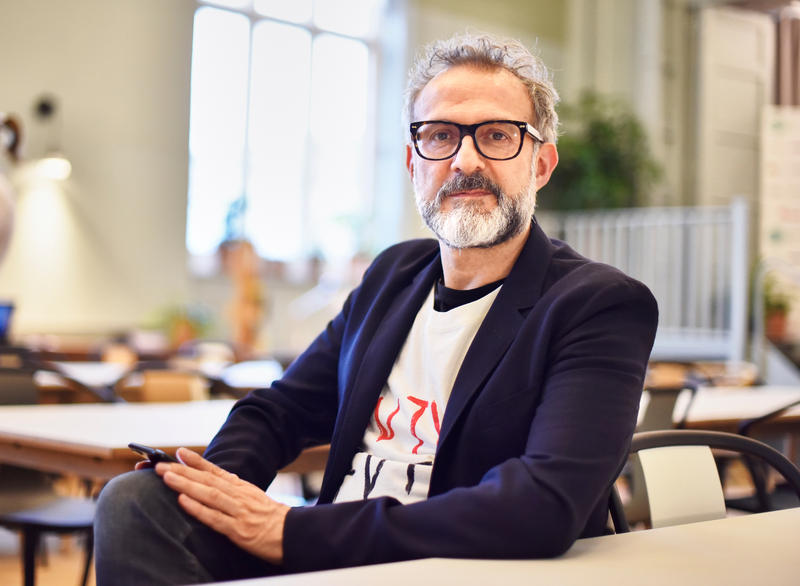 web3-food-for-soul-massimo-bottura-chef-simon-owen-red-photographic.jpg - Aleteia.org - Italiano FOOD FOR SOUL Massimo Bottura