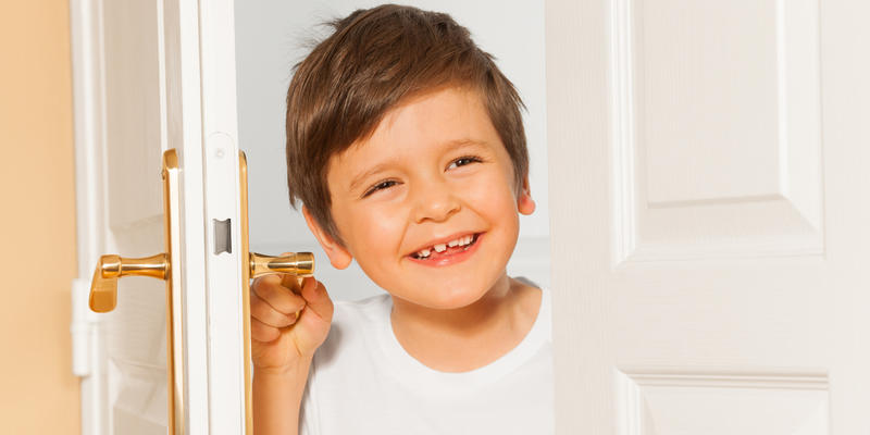 BOY, SMILE, DOOR