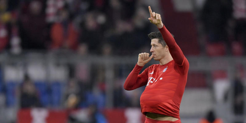 ROBERT LEWANDOWSKI