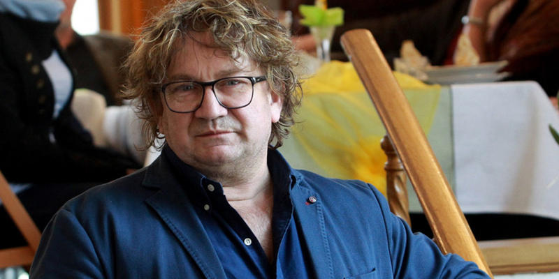 PAWEŁ KRÓLIKOWSKI