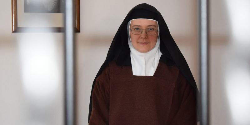TEREZIJA BENEDIKTA MARIJE POMAGAJ KARMELIČANKA MIRNA PEČ