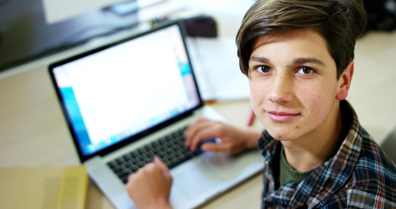 BOY COMPUTER