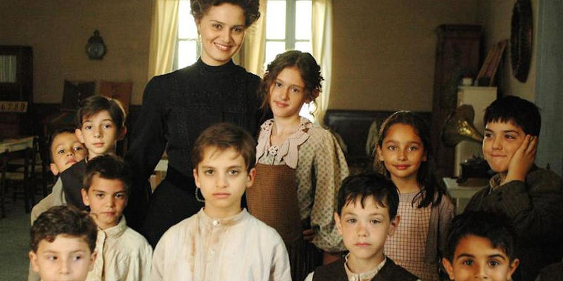 MARIA MONTESSORI UNA VIDA DEDICADA A LOS NIÑOS