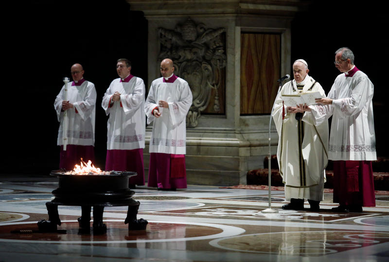 POPE EASTER VIGIL MASS