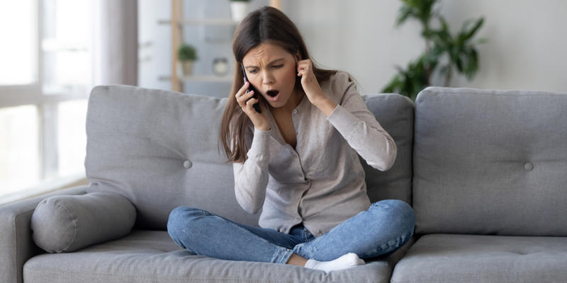 Woman, Home, Phone, Complain, Talk