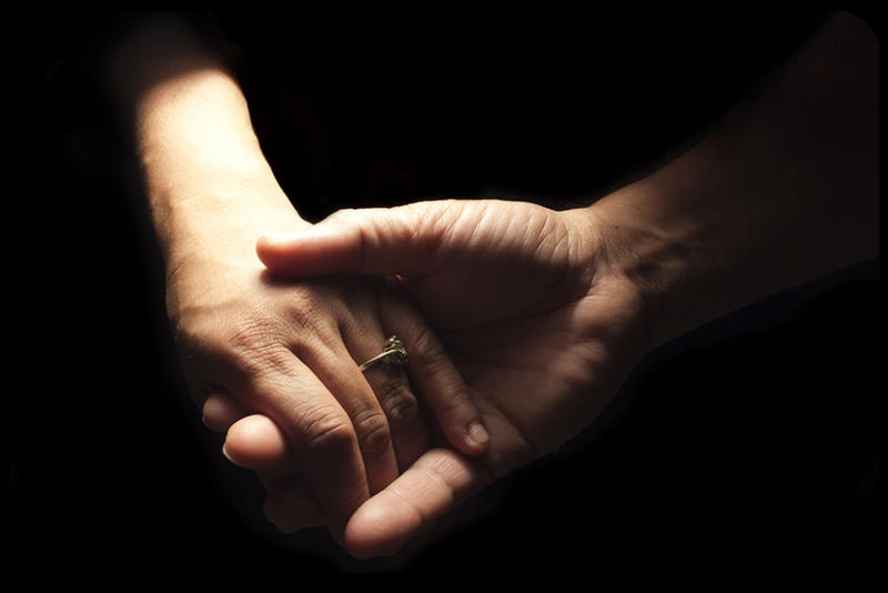 web-holding-hands-marriage-melvin-e-cc_1440190692024