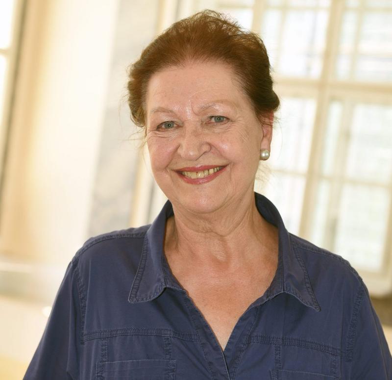 ALENKA PUHAR