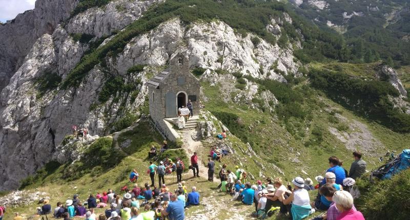 web2-molicka-planina-slovenia-urska-makovec