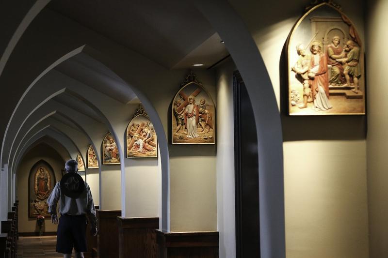 VIA CRUCIS