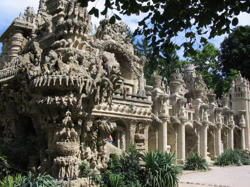 CHEVAL, IDEAL PALACE