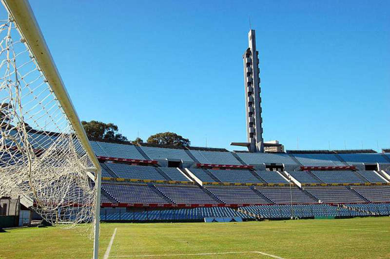 WEB-07-CENTENARIO-STADIUM-FUTBOL-URUGUAY-estadiocentario-com-uy.jpg - Aleteia.org | Español - valores con alma para vivir feliz CENTENARIO