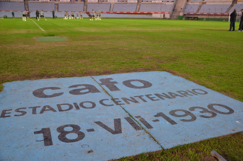WEB-CENTENARIO-STADIUM-FOOTBALL-URUGUAY-MONTEVIDEO-05-Marko-Vombergar-ALETEIA.jpg - Aleteia.org | Español - valores con alma para vivir feliz CENTENARIO
