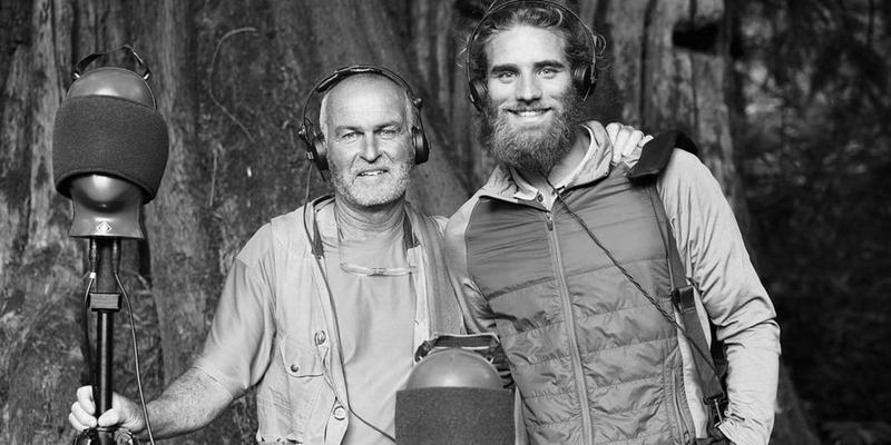 WEB3-GORDON-HEMPTON-MATTHEW-MIKKELSEN-RECORDING-NATURE-SOUNDS-Facebook-quietparksinternational.jpg - Aleteia.org | Español - valores con alma para vivir feliz QUIET PARK