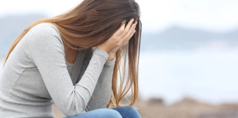 SAD WOMAN