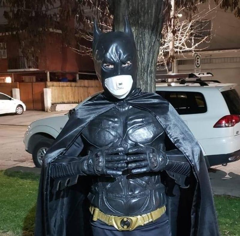 BATMAN SOLIDARIO