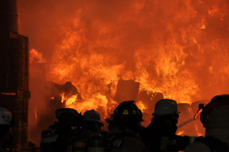 WEB-GUAYAQUIL-ECUADOR-BOMBEROS-FIREMEN-06-Benemerito-Cuerpo-de-Bomberos-Guayaquil.jpg - Aleteia.org | Español - valores con alma para vivir feliz GUAYAQUIL