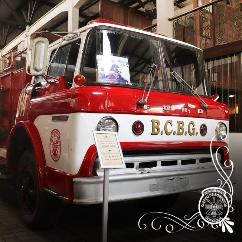 WEB-GUAYAQUIL-ECUADOR-BOMBEROS-FIREMEN-12-Benemerito-Cuerpo-de-Bomberos-Guayaquil.jpg - Aleteia.org | Español - valores con alma para vivir feliz GUAYAQUIL