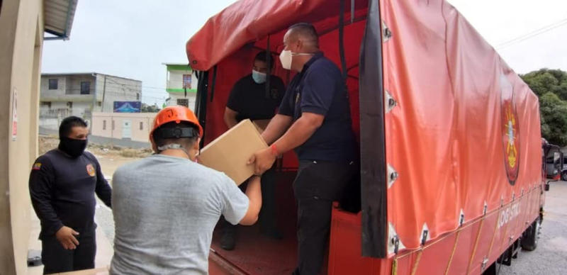WEB-GUAYAQUIL-ECUADOR-BOMBEROS-FIREMEN-21-Benemerito-Cuerpo-de-Bomberos-Guayaquil.jpg - Aleteia.org | Español - valores con alma para vivir feliz GUAYAQUIL