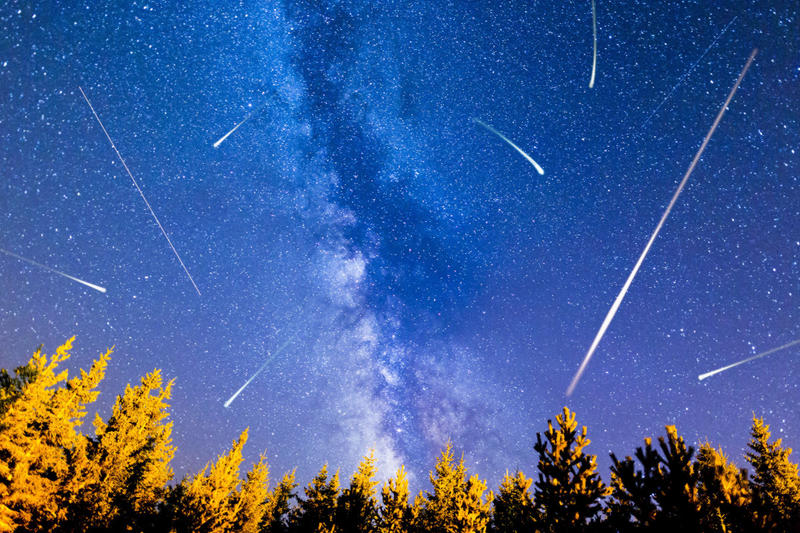 WEB-STARS-SKY-PERSEIDS-shutterstock_465641987-Belish.jpg - Aleteia Polska PERSEIDS