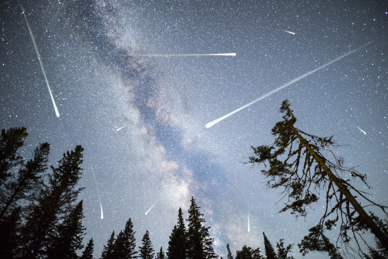 WEB-STARS-SKY-PERSEIDS-shutterstock_687779170-Belish.jpg - Aleteia Polska PERSEIDS