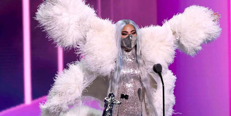 LADY GAGA
