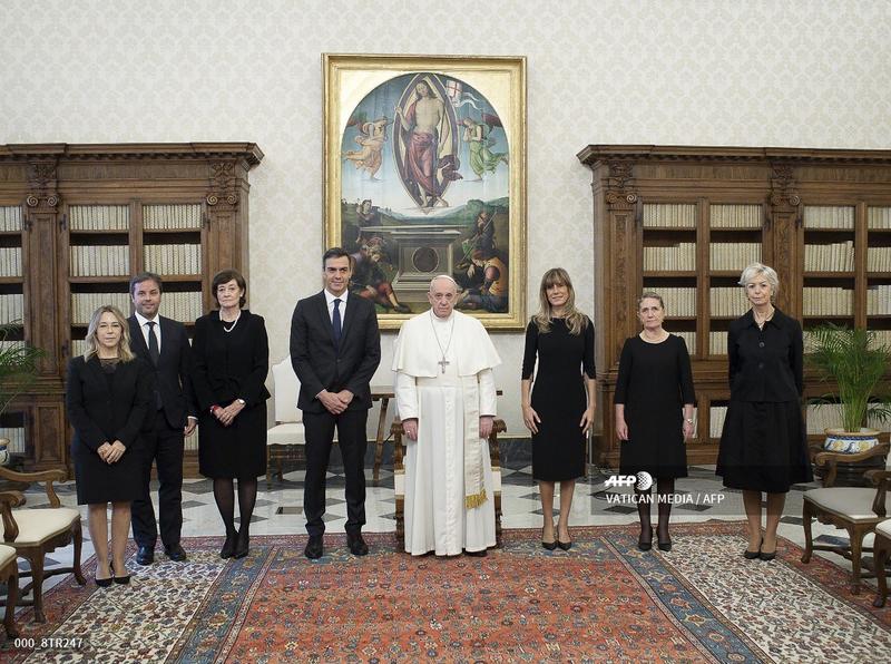 pope francis pedro sanchez