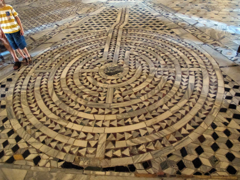 Basilica San Vitale, Ravenna;labyrinth