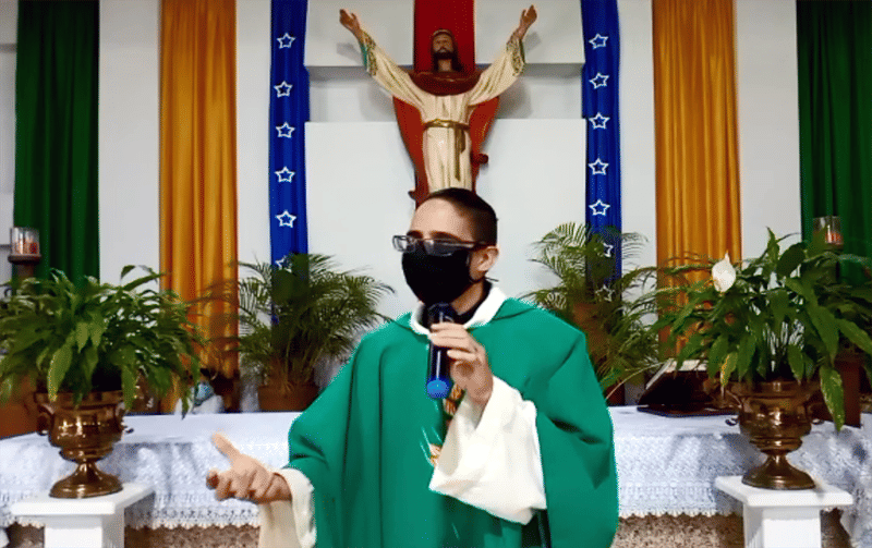 WEB-VENEZUELA-Padre_Ronny_Perez-Parroquia-San-Rafael-Arcangel.png
