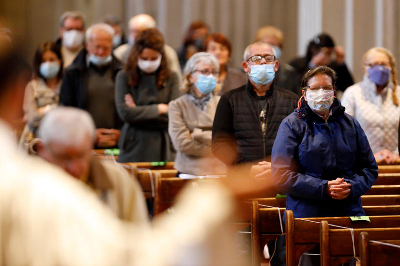 messe avec masques
