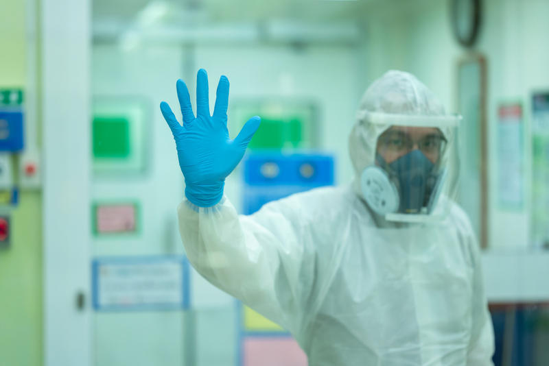 DOCTOR AT HOSPITAL CORONAVIRUS