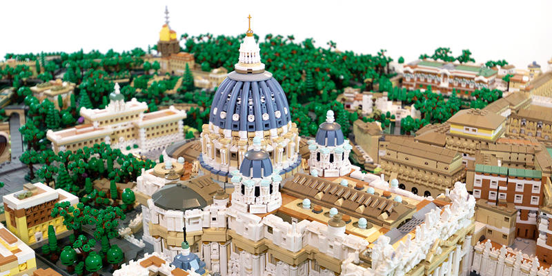 VATICAN LEGO