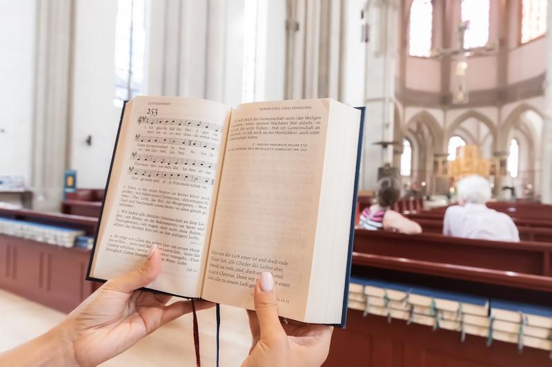 songs liturgy mass hymnal singing